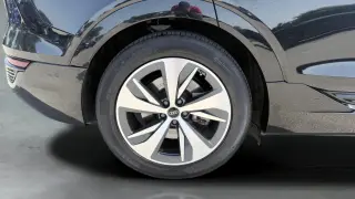 2024 Audi Q8 Sportback e-tron