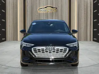 2024 Audi Q8 Sportback e-tron