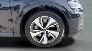 2024 Audi Q8 Sportback e-tron