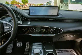 2024 Genesis GV70