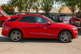 2024 Genesis GV70