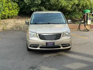 2015 Chrysler Town & Country Touring-L