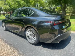 2023 Lexus IS