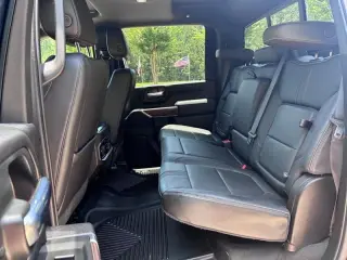 2023 Chevrolet Silverado 3500HD