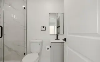1 bedroom Apartment in Carson