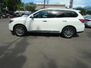 2016 Nissan Pathfinder