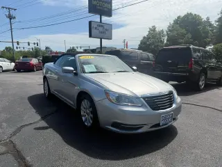 2011 Chrysler 200