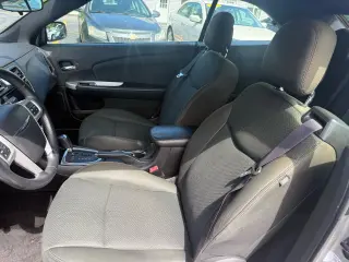 2011 Chrysler 200