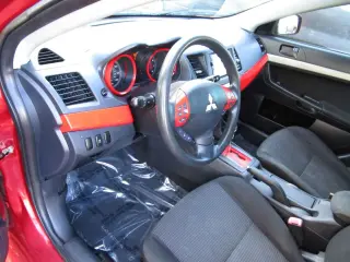 2011 MITSUBISHI LANCER