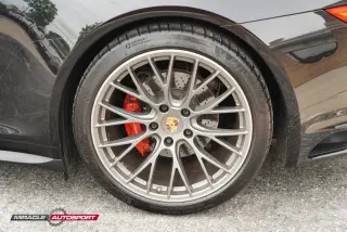 2018 PORSCHE 911