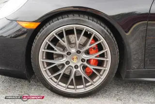 2018 PORSCHE 911