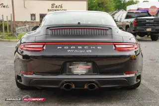 2018 PORSCHE 911