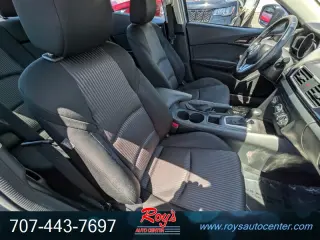 2014 Mazda Mazda3 i Touring 4-Door Sedan