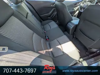 2014 Mazda Mazda3 i Touring 4-Door Sedan