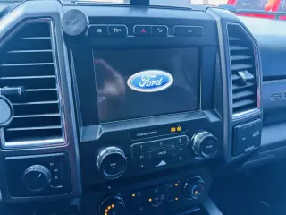 2017 Ford F-350 XLT