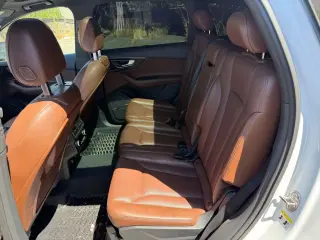 Audi Q7 2018 AWD 3.0T quattro Premium Plus 4dr SUV