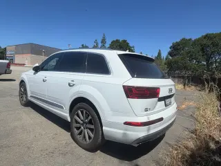 Audi Q7 2018 AWD 3.0T quattro Premium Plus 4dr SUV
