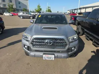 Toyota Tacoma 2017 4x4 TRD Pro 4dr Double Cab 5.0 ft SB 6A