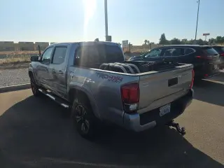 Toyota Tacoma 2017 4x4 TRD Pro 4dr Double Cab 5.0 ft SB 6A