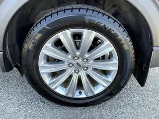 Ford Explorer 2023 AWD Limited 4dr SUV