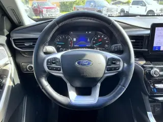 Ford Explorer 2023 AWD Limited 4dr SUV