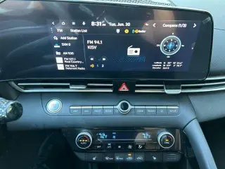Hyundai ELANTRA 2023