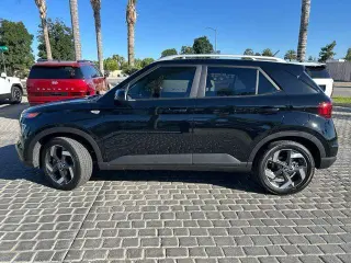 Hyundai VENUE 2026 SEL 4dr Crossover