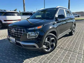 Hyundai VENUE 2026 SEL 4dr Crossover