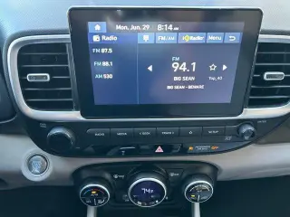 Hyundai VENUE 2026 SEL 4dr Crossover