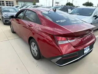 Hyundai ELANTRA 2026 SE 4dr Sedan
