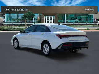 Hyundai ELANTRA 2025 SE 4dr Sedan