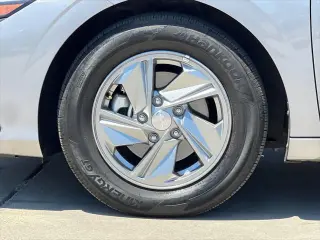 Hyundai ELANTRA 2026 SE 4dr Sedan