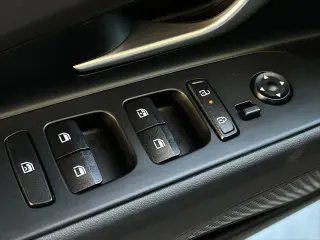 Hyundai ELANTRA Hybrid 2026 Limited 4dr Sedan