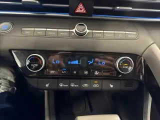 Hyundai ELANTRA 2025 SEL Convenience 4dr Sedan