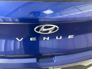 Hyundai VENUE 2023 Limited 4dr Crossover