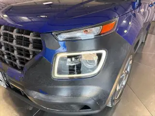 Hyundai VENUE 2023 Limited 4dr Crossover