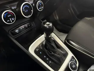 Hyundai VENUE 2023 Limited 4dr Crossover