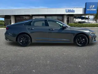 Kia K5 2026 LXS 4dr Sedan