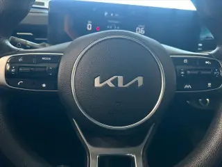 Kia K5 2026 LXS 4dr Sedan