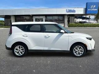 Kia Soul 2023 LX 4dr Crossover