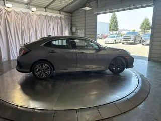 Honda Civic 2019 EX 4dr Hatchback