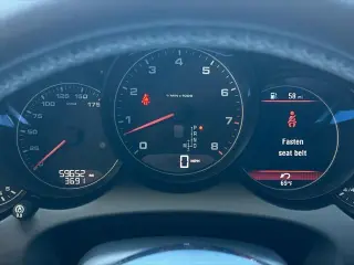 Porsche Cayenne 2016 AWD 4dr SUV