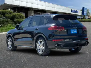 Porsche Cayenne 2016 AWD 4dr SUV