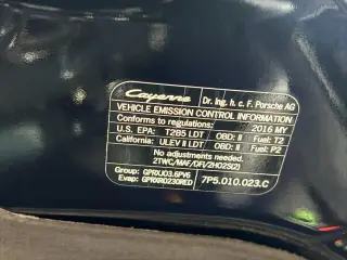 Porsche Cayenne 2016 AWD 4dr SUV