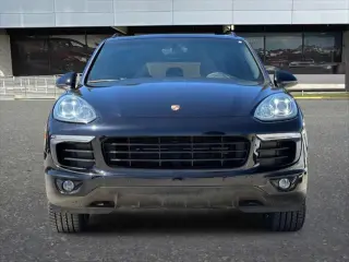 Porsche Cayenne 2016 AWD 4dr SUV