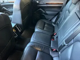 Porsche Cayenne 2016 AWD 4dr SUV