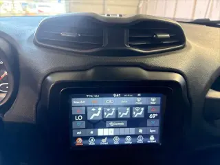 Jeep Renegade 2021 4x4 Latitude 4dr SUV
