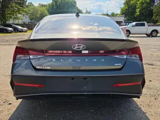 Hyundai ELANTRA Hybrid 2025 SEL Sport 4dr Sedan