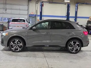 Audi Q3 2023 AWD quattro S line Premium Plus 45 TFSI 4dr SUV
