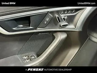 Jaguar F-TYPE 2018 340HP 2dr Coupe 8A